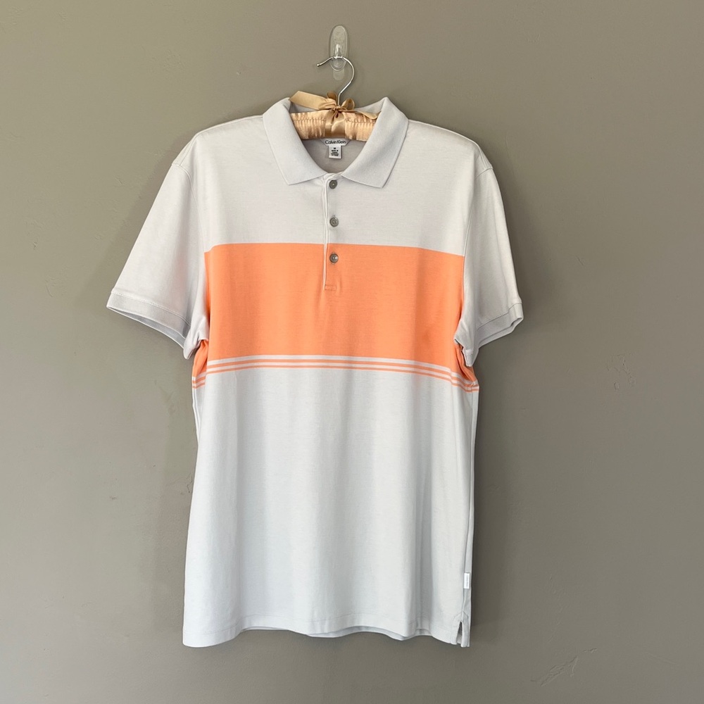 Calvin Klein Men’s Size M Light Gray Orange Short Sleeve Ultra Soft Polo NWOT